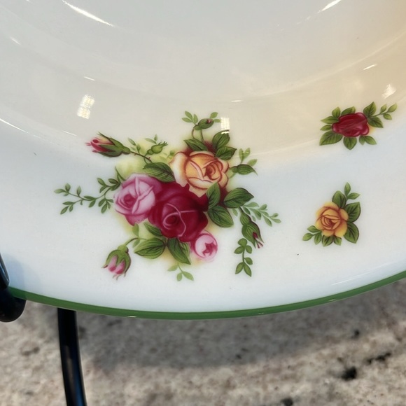 Royal Albert Casual Classics Old Country Roses Fine China Pasta Bowl 11.25” - Picture 5 of 5